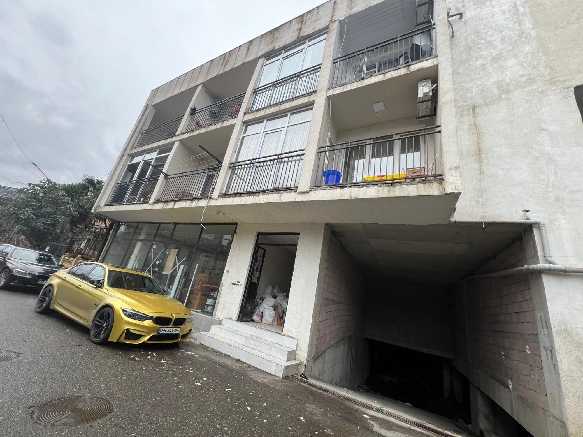 Hotel Paris Batumi Luaran gambar