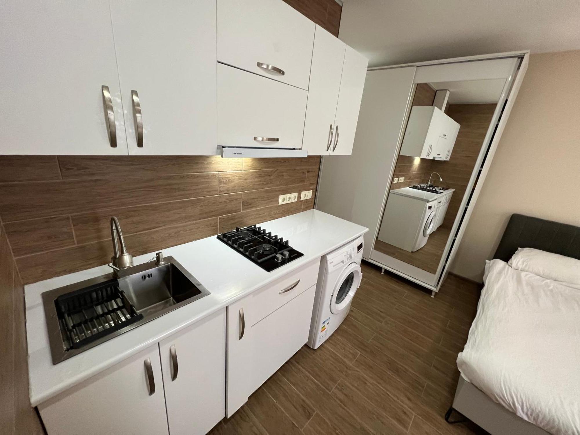 Hotel Paris Batumi Luaran gambar